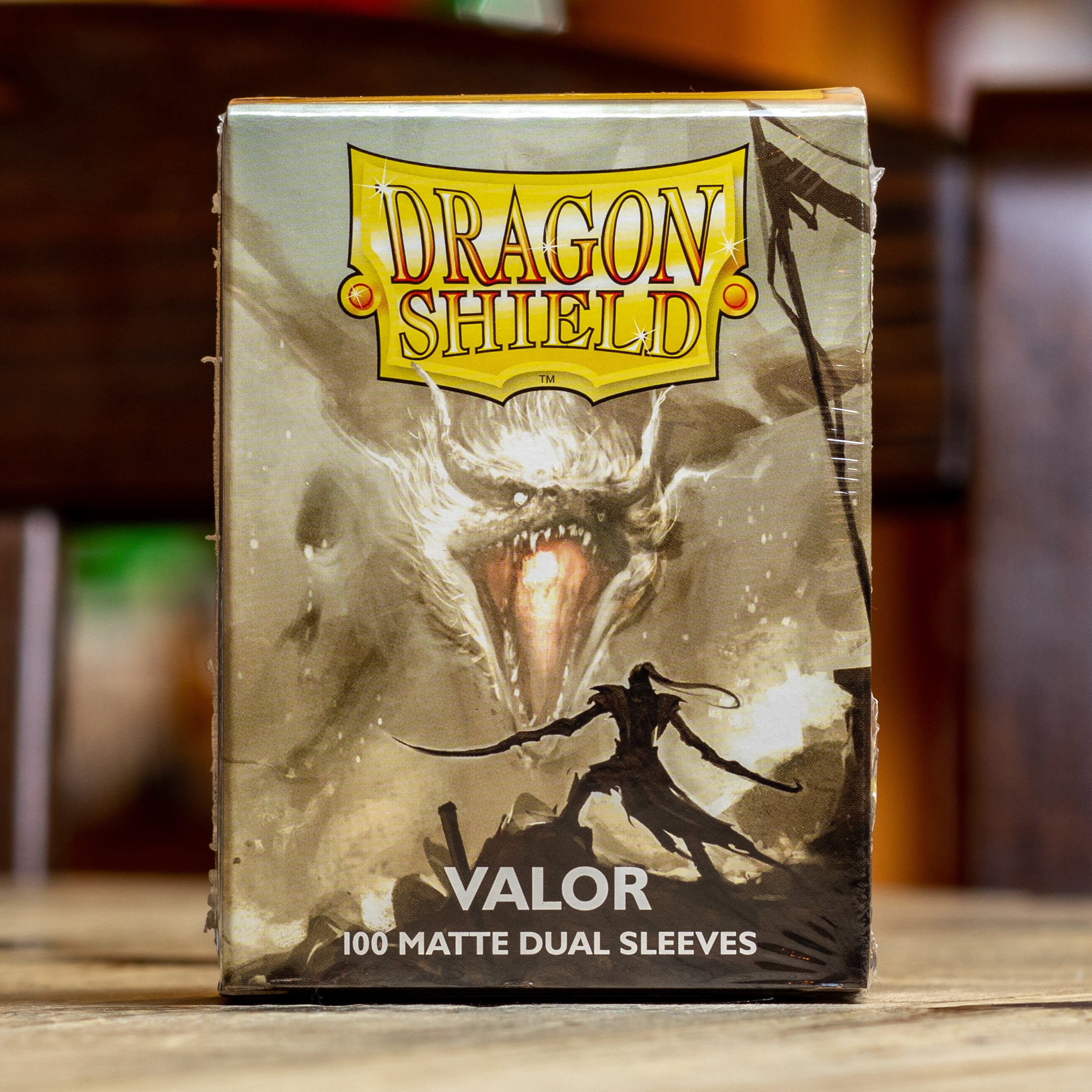 Dragon Shield 100ct Dual Matte - Valor Mox Boarding House Dragon Shield 100ct Dual Matte - Valor Mox Boarding House