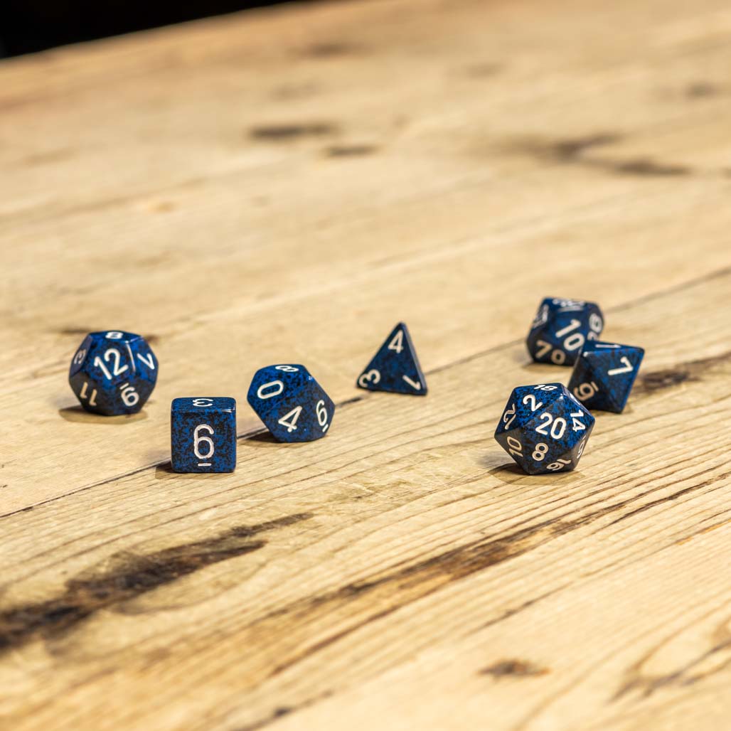Chessex #25346 - Speckled Stealth Polyhedral (7ct) – Mox Boarding House