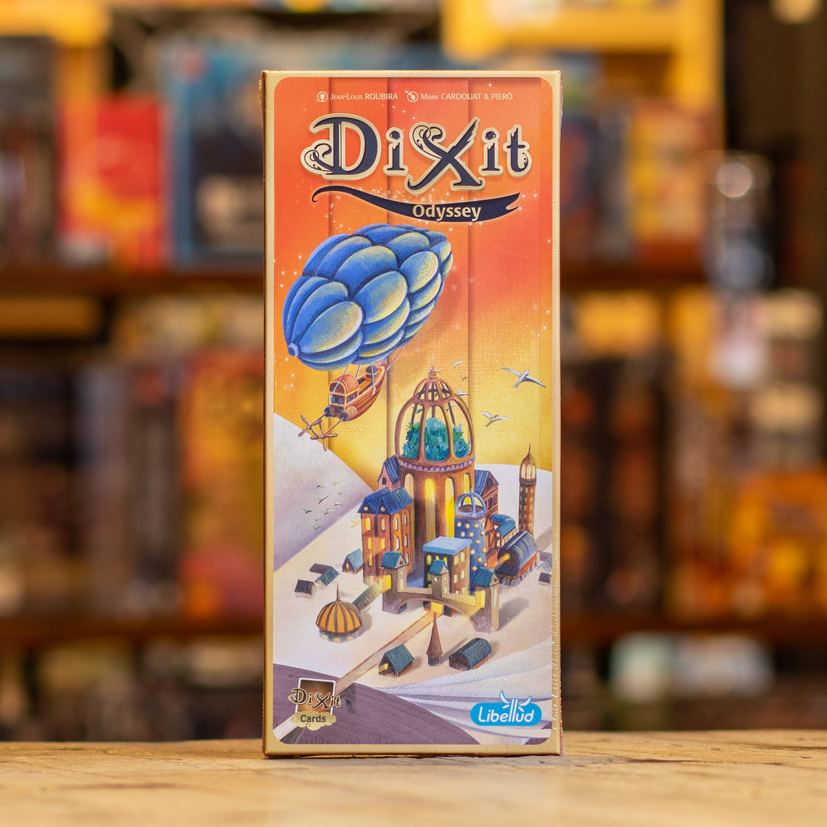 Dixit Odyssey - Jeu De Société Immersif - 3 à 12 Joueurs - Dès 8 Ans - Partie 30 Min - Boîte Multicolore
