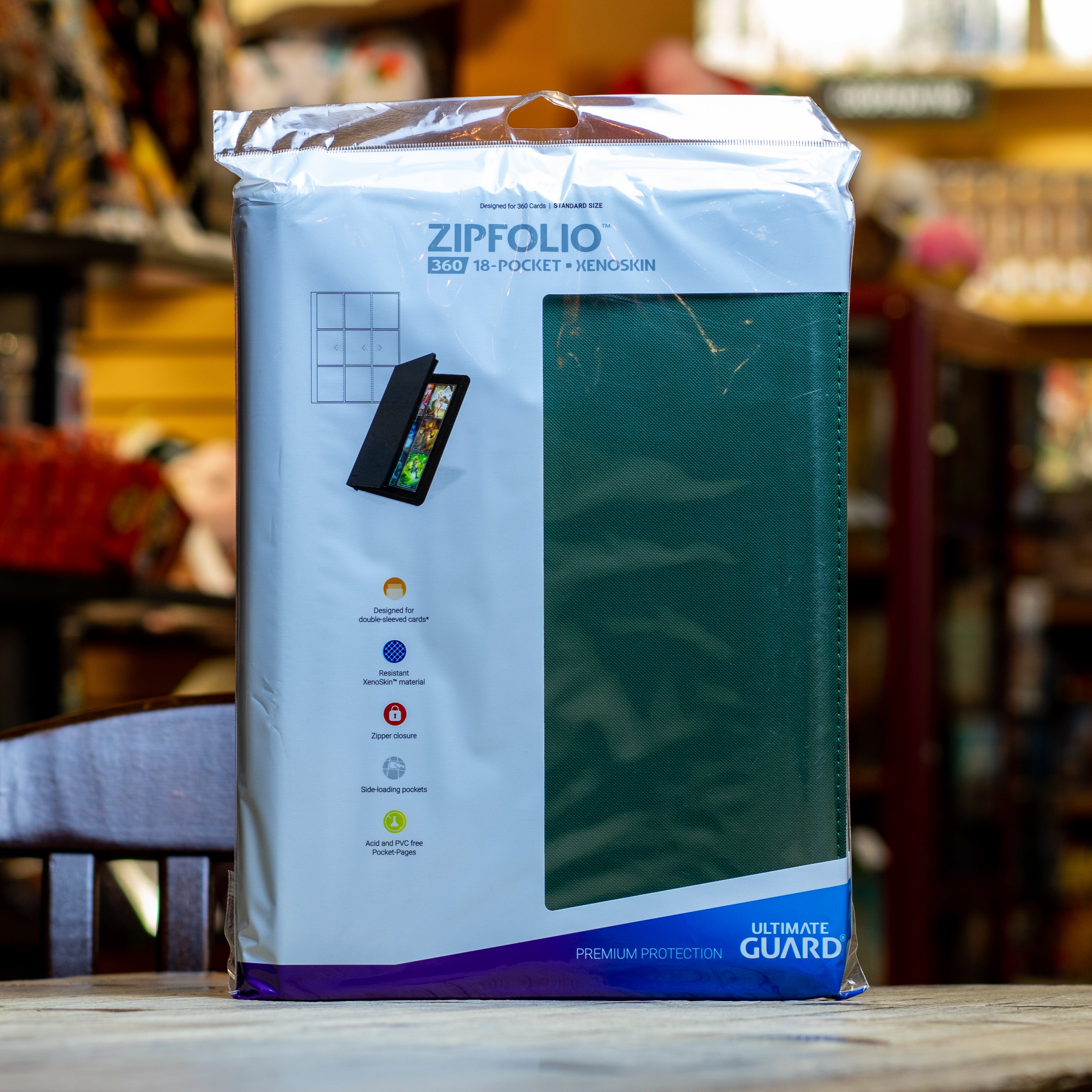 Ultimate Guard: 9 Pocket Zipfolio Xenoskin - Green