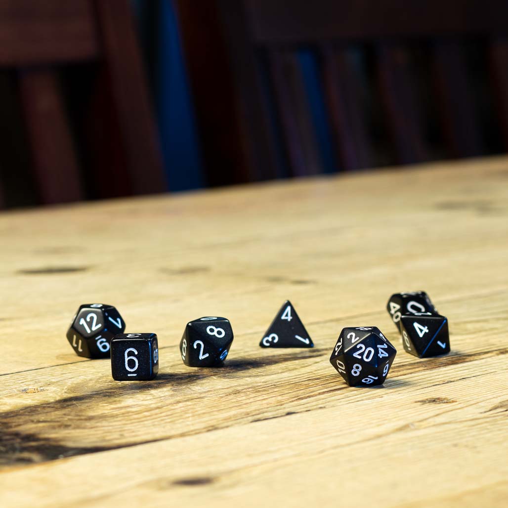 Chessex #25408 - Opaque Black / White Polyhedral (7ct)