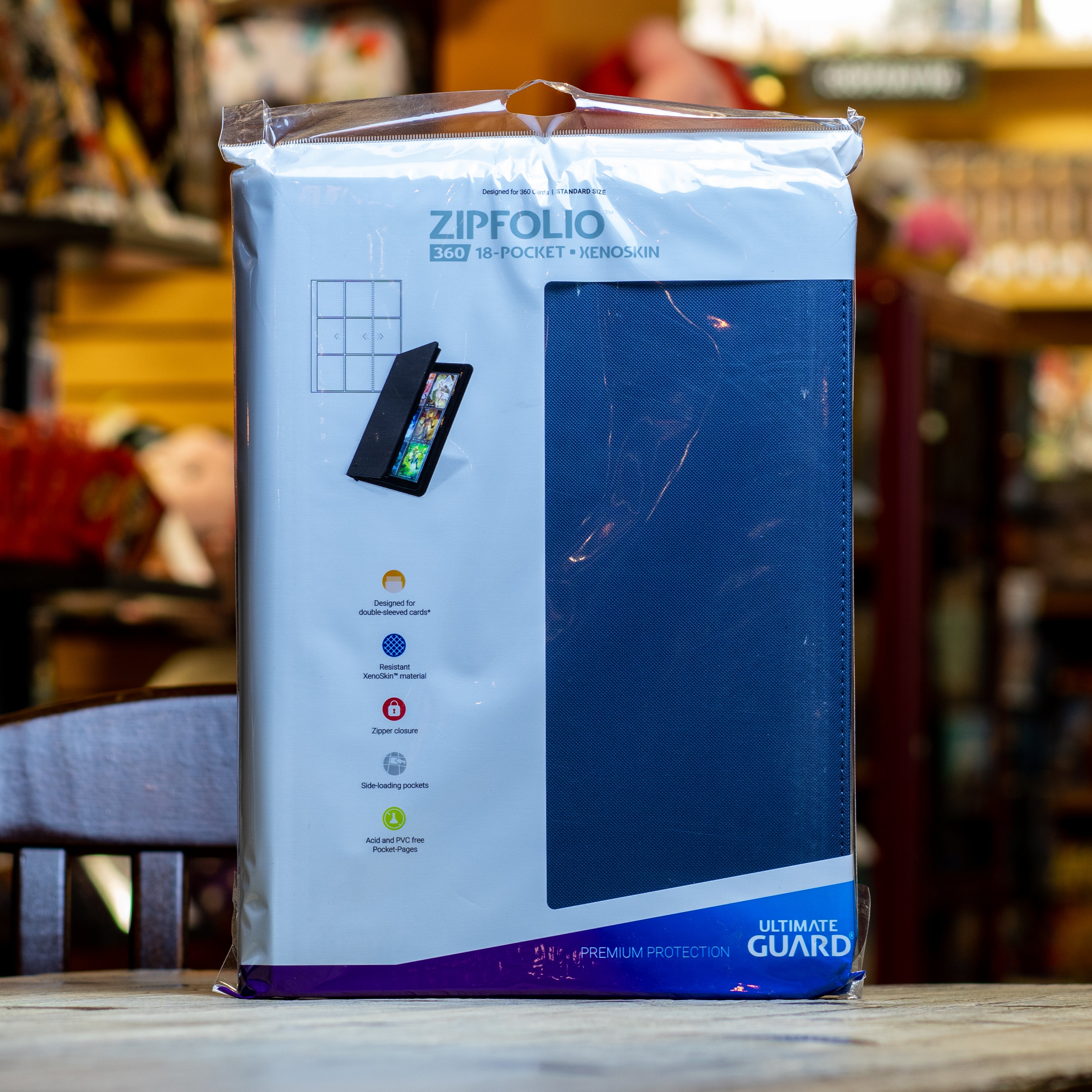 Ultimate Guard: 9 Pocket Zipfolio Xenoskin - Blue