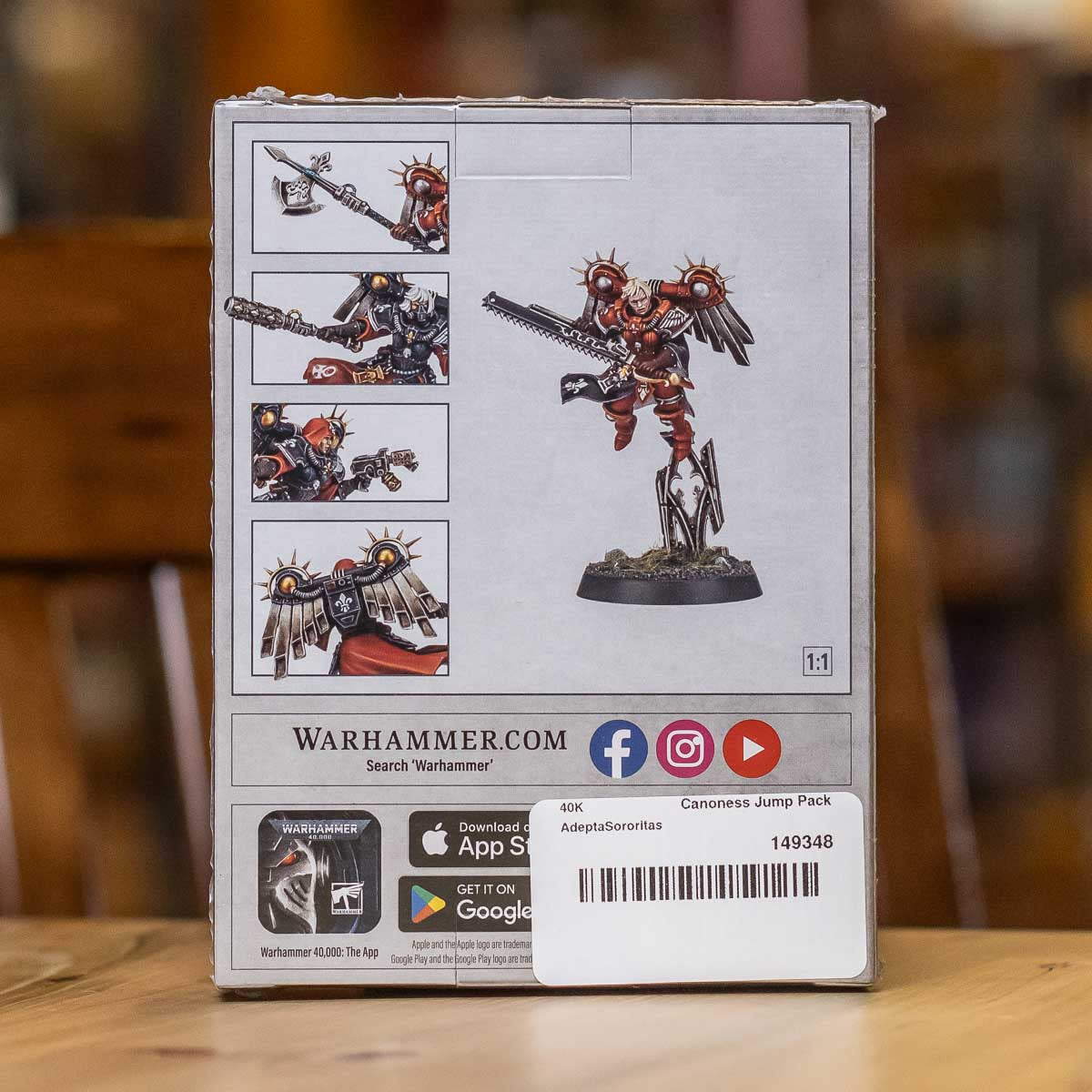 Warhammer 40K - Canoness with Jump Pack