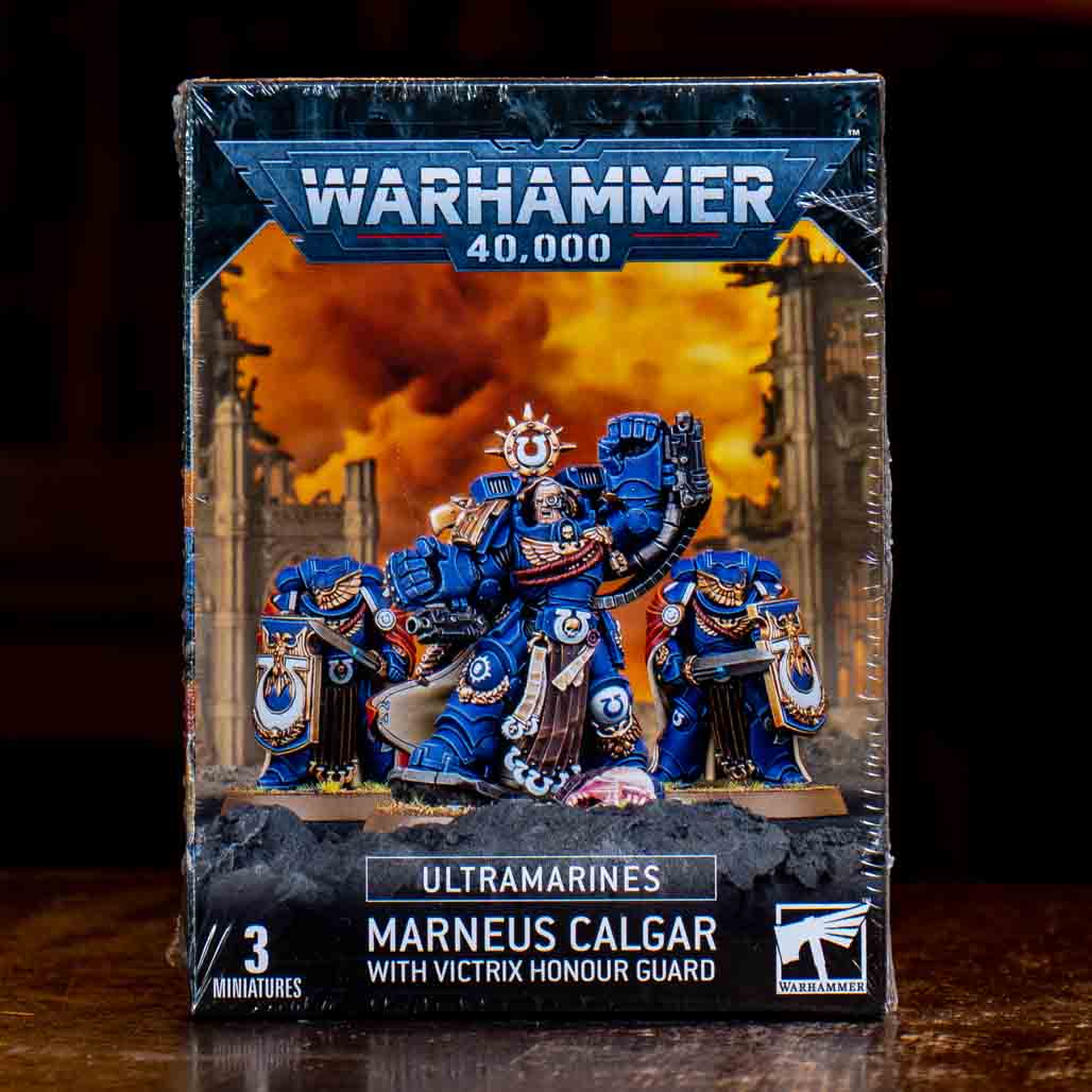 Warhammer 40K - Marneus Calgar with Victrix Honour Guard